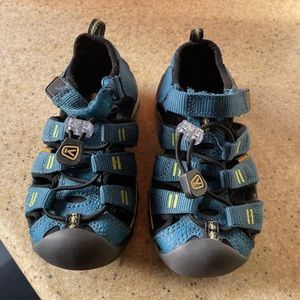 Keen kid shoes